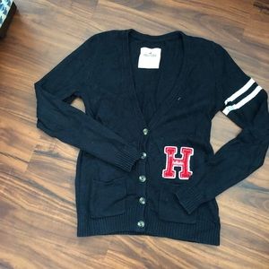 Collegiate & Preppy Cardigan ⚓️🏆